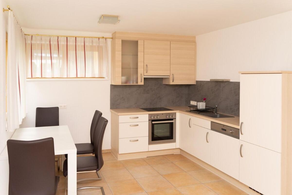 Apartment Cozy Garconniere Near Innsbruck Vols